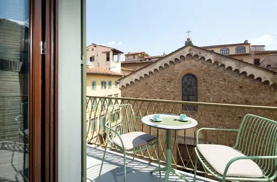 SANTA CROCE – APPARTAMENTO 5 VANI RISTRUTTURATO