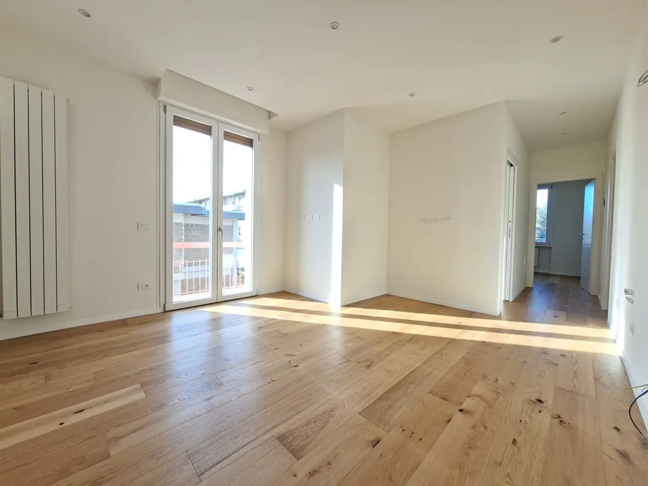 TRILOCALE RISTRUTTURATO CON BALCONE E ROOFTOP ESCLUSIVO DI 150 MQ